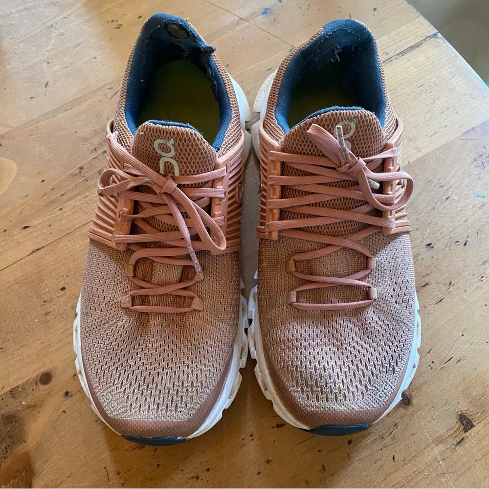 On Running OnCloud Shoe 7.5